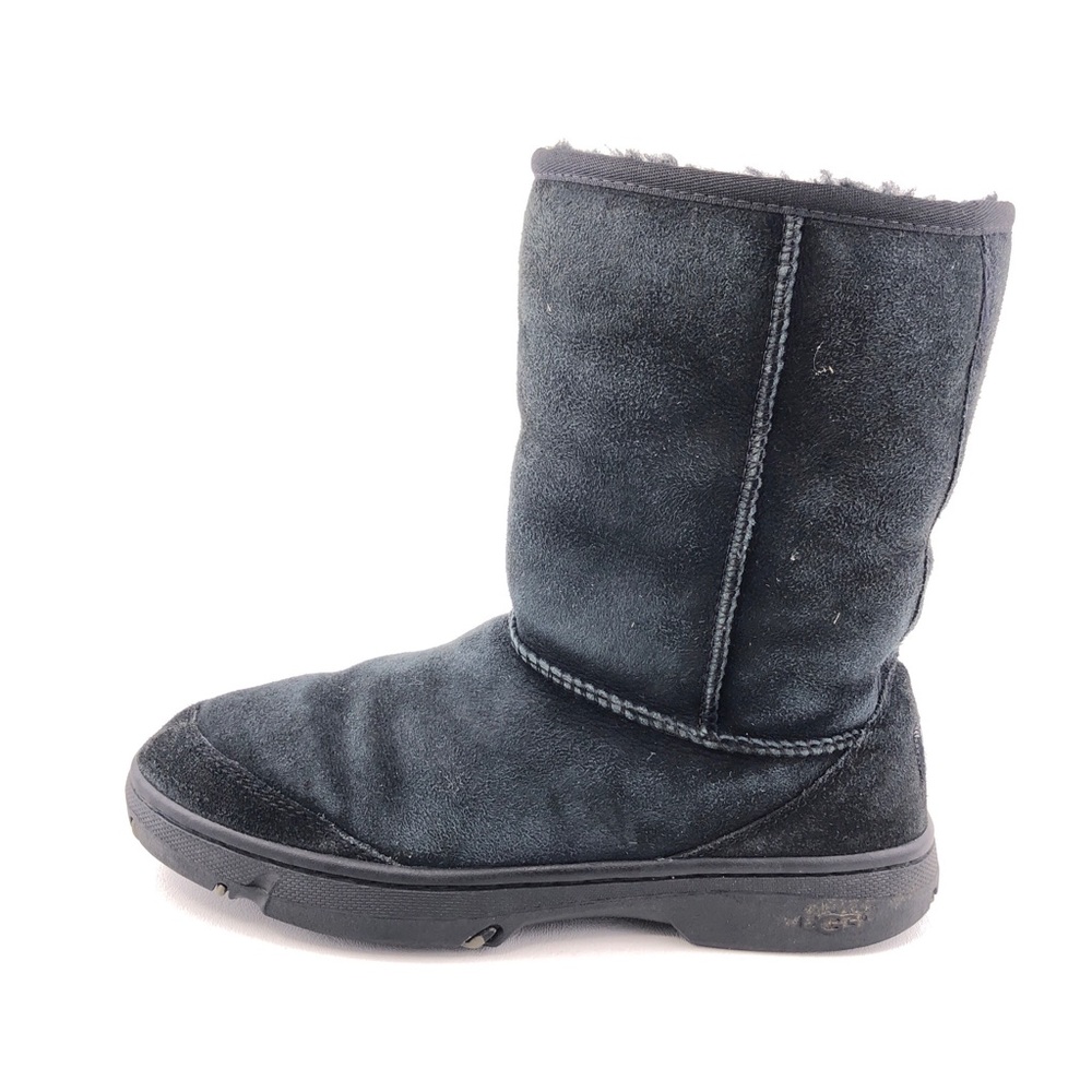UGG Australia Ultimate Short Sheepskin Winter Boots W9
